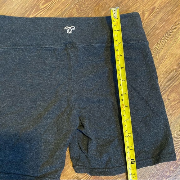 TNA Shorts - Picture 4 of 5